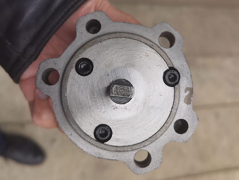 柴油機(jī)機(jī)油泵的功用是什么？